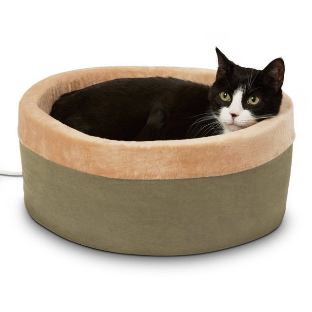 K&H Thermo-Kitty Bed Heated Cat Bed (16-inch Round)